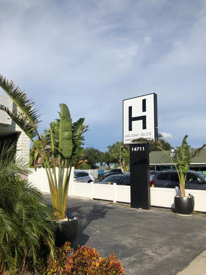 Holiday Isles Resort Madeira Beach Buitenkant foto